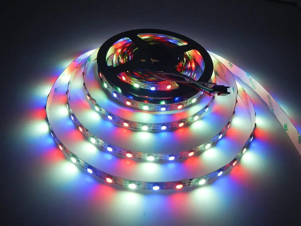 FluxTech - IP65 Individually Addressable Dream Colour Programmable  RGB LED Strip Light